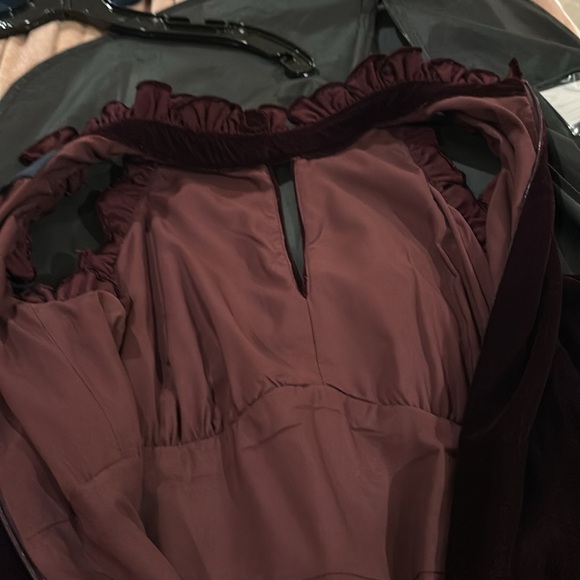 Shoshanna dark burgundy velvet evening gown - Picture 14 of 15